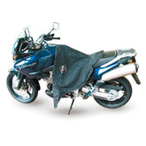 Coprigambe Termoscud®, un coprigambe impermeabile con fodera termica. In uso su moto. Di TUCANO URBANO.
